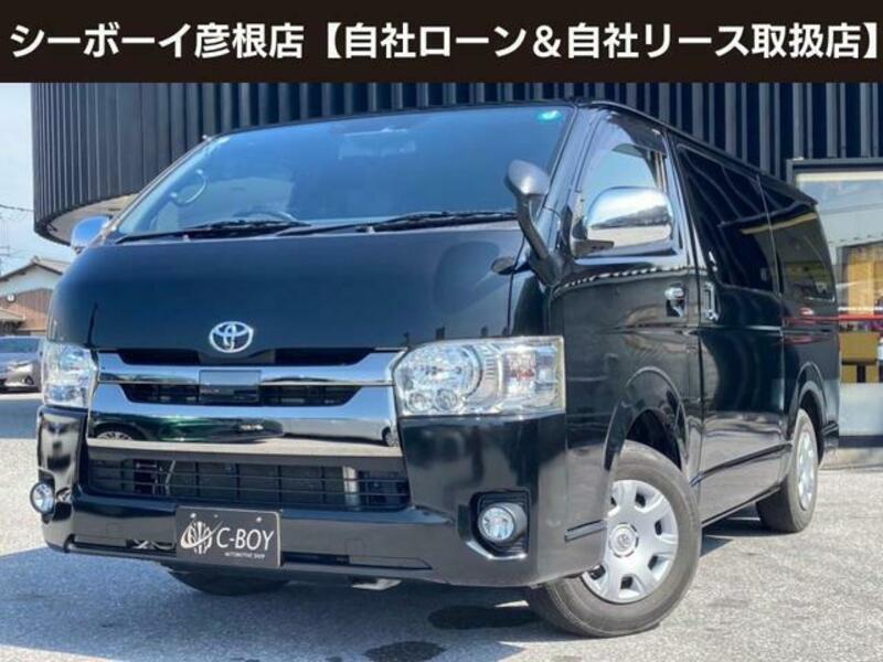 TOYOTA HIACE VAN