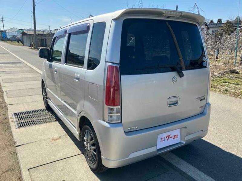 WAGON R