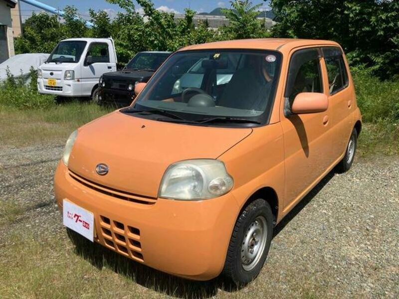 DAIHATSU ESSE