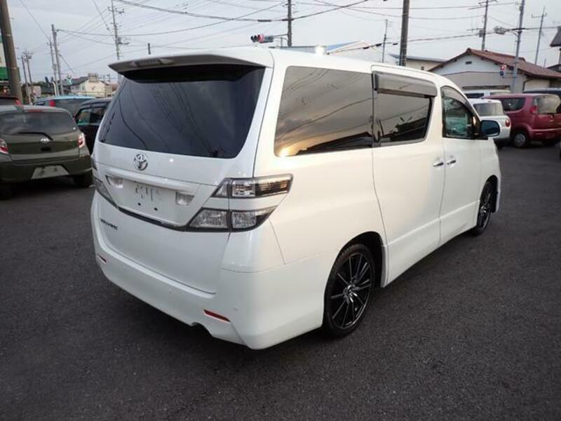 VELLFIRE