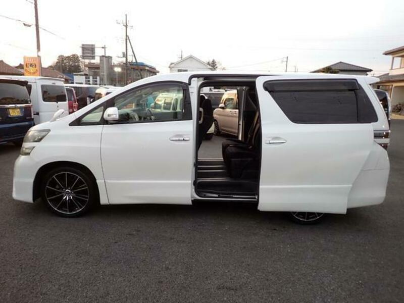 VELLFIRE
