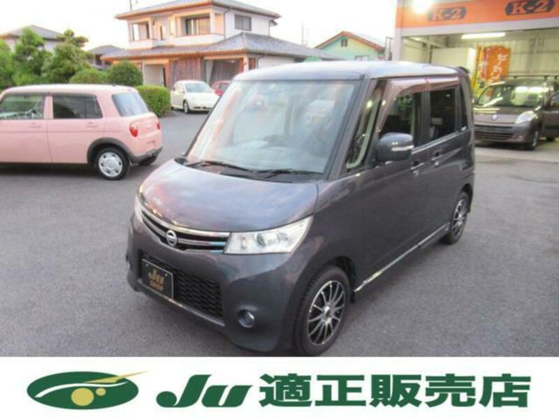 NISSAN ROOX