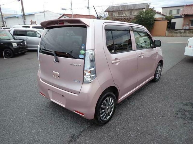 WAGON R