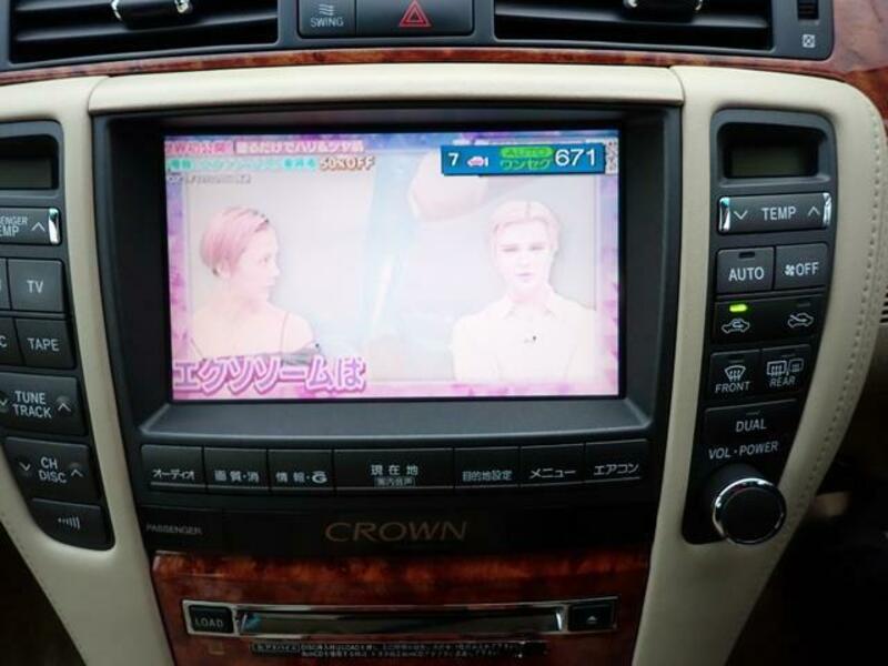 CROWN