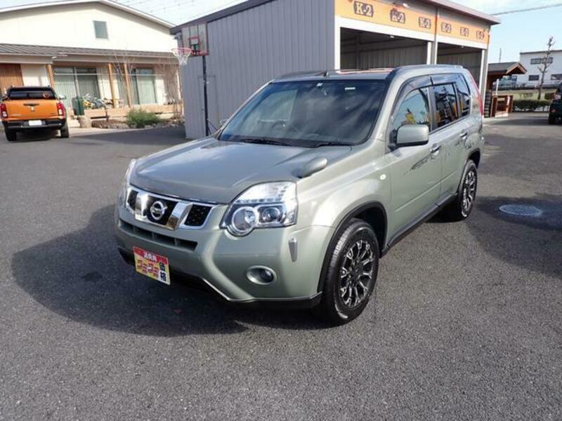 X-TRAIL