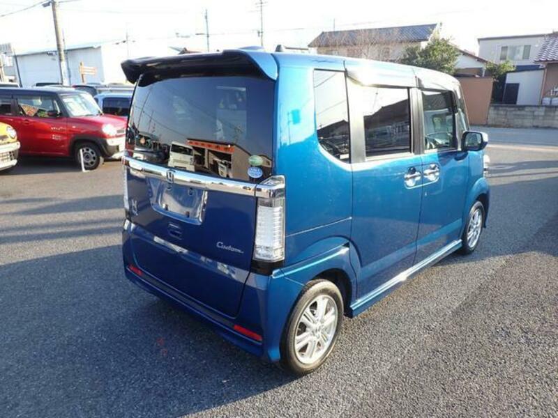 N BOX CUSTOM