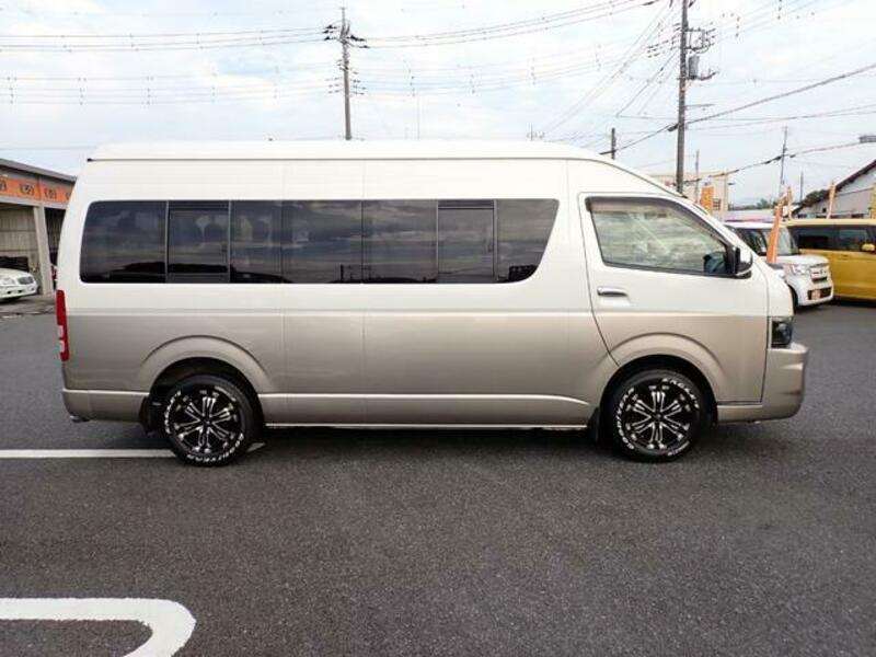 HIACE WAGON