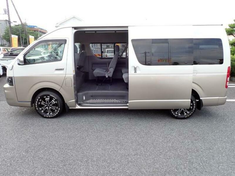 HIACE WAGON