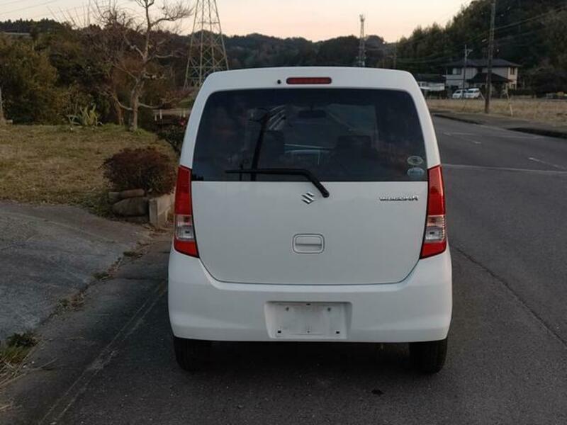 WAGON R