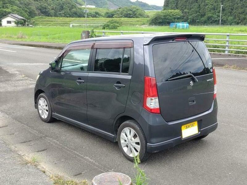 WAGON R