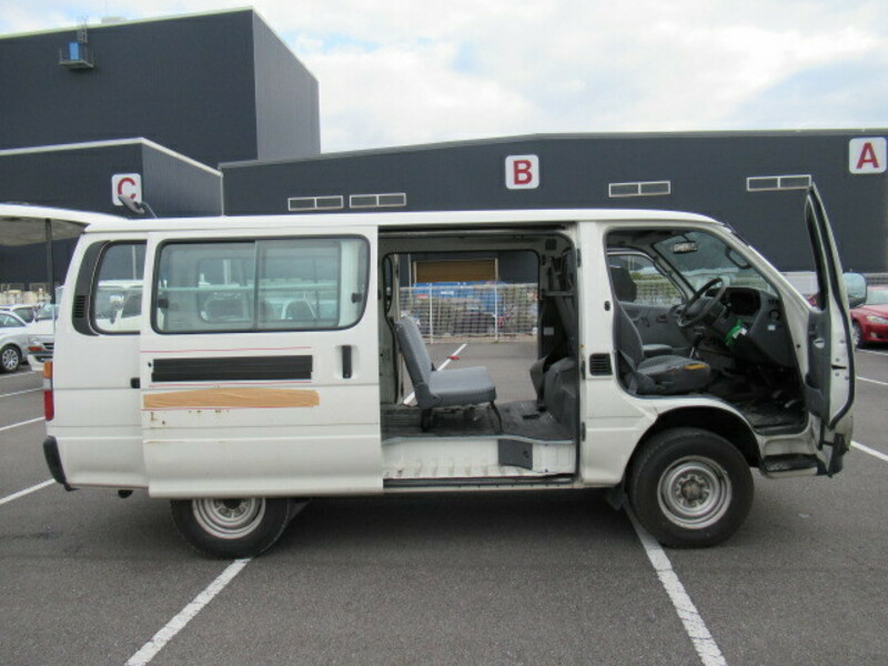 HIACE VAN-31