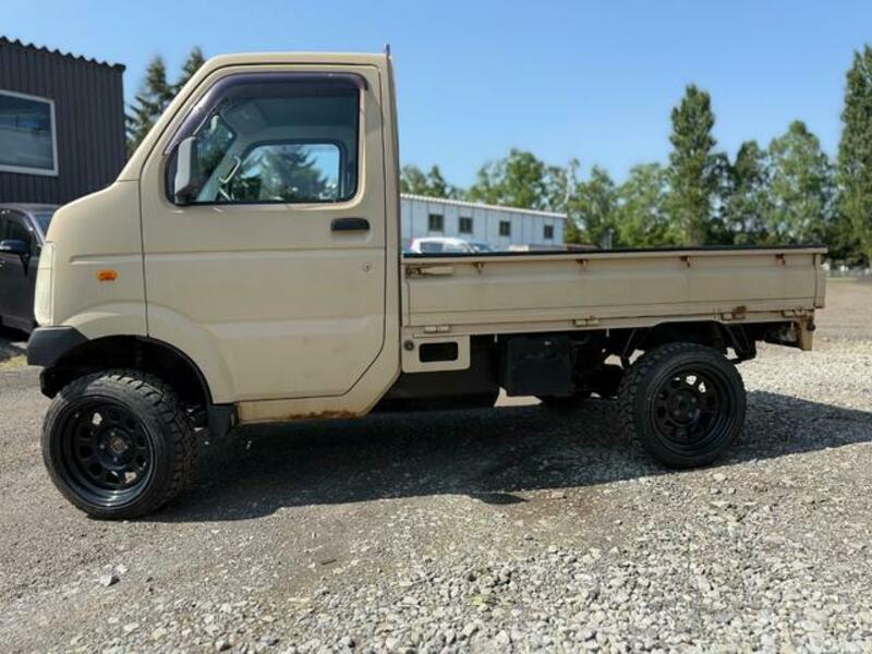 CARRY TRUCK