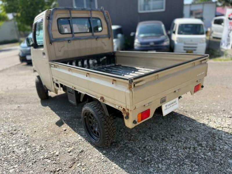 CARRY TRUCK