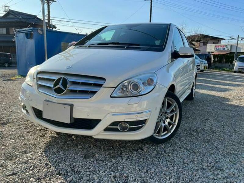 MERCEDES-BENZ B-CLASS