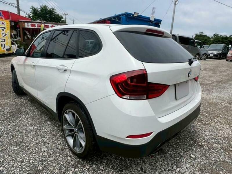 X1
