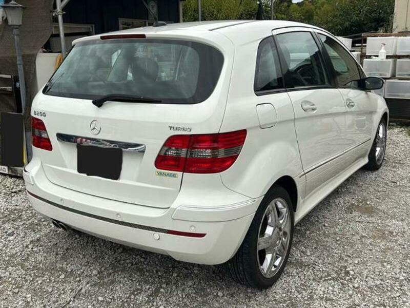 B-CLASS