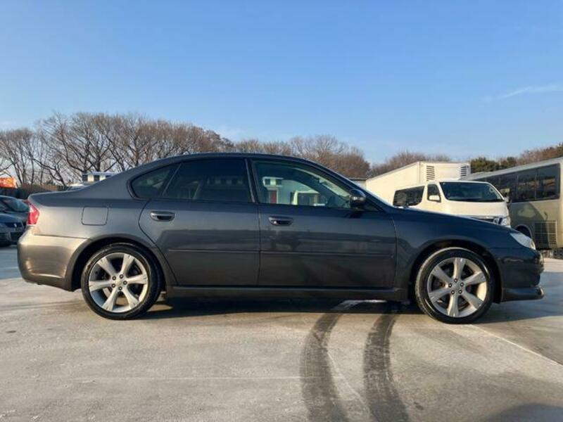 LEGACY B4
