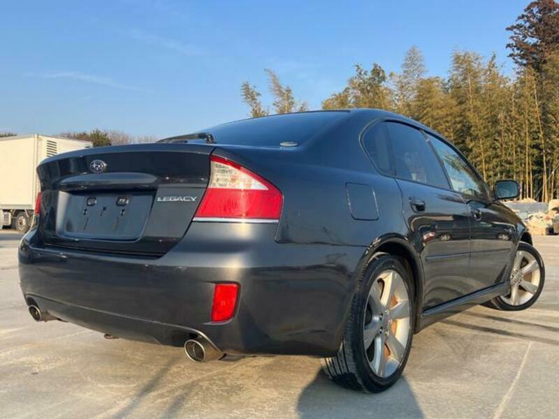 LEGACY B4