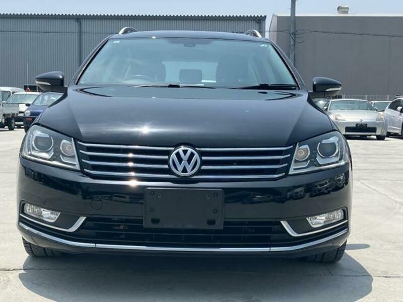 PASSAT VARIANT