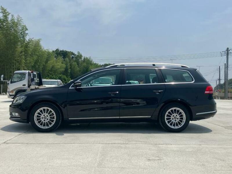 PASSAT VARIANT