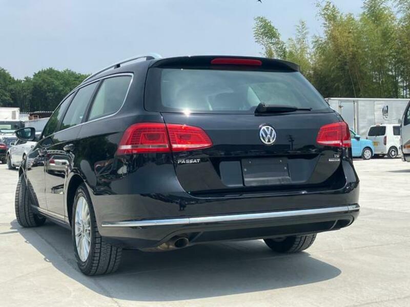 PASSAT VARIANT