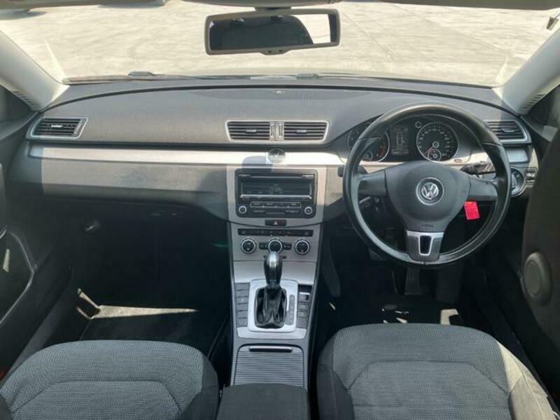 PASSAT VARIANT