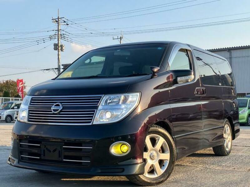NISSAN ELGRAND