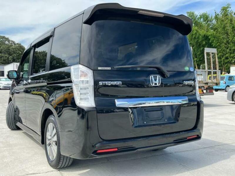 STEPWAGON SPADA