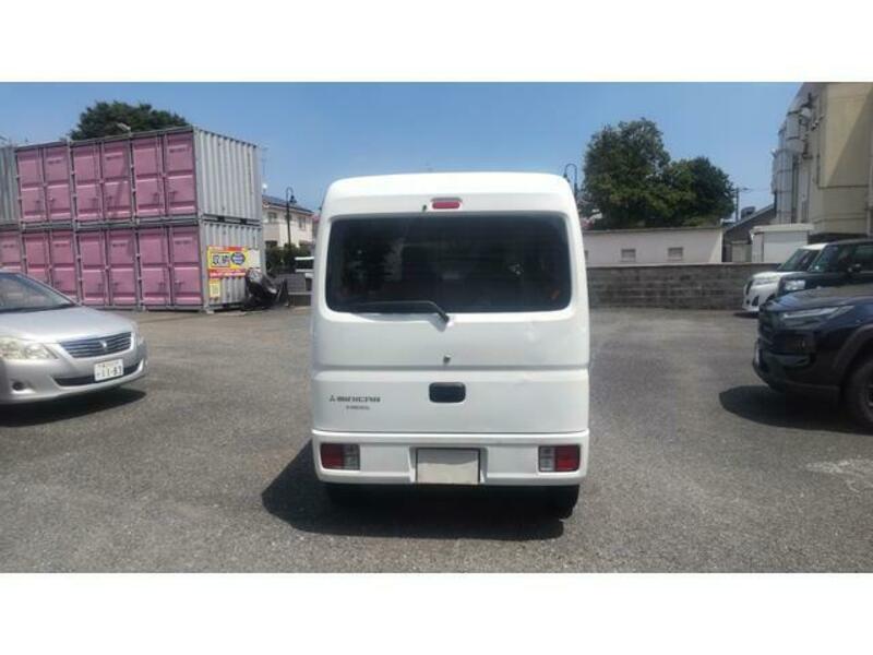MINICAB VAN