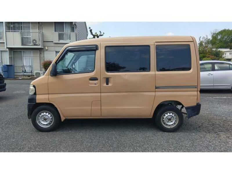 MINICAB VAN