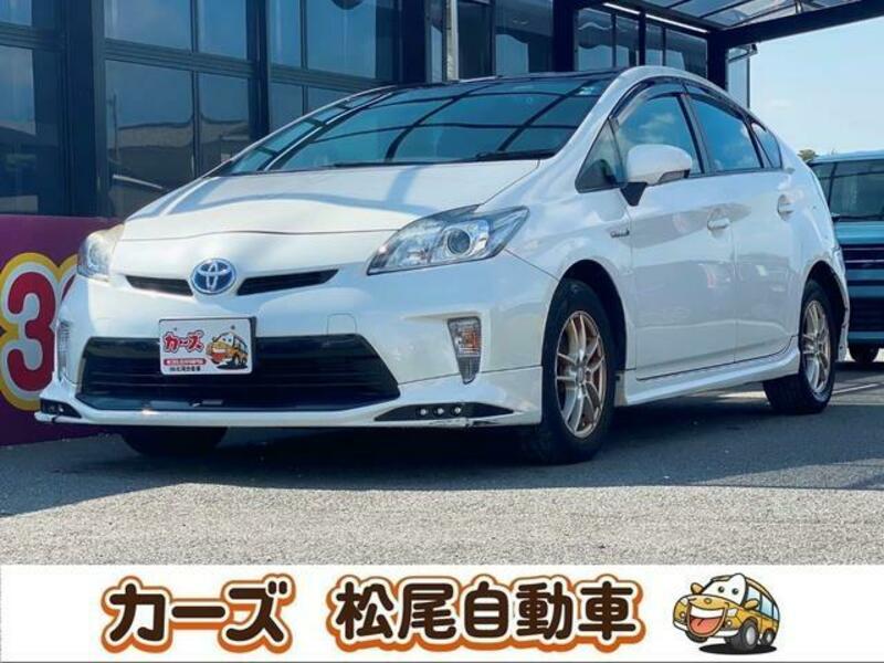 TOYOTA PRIUS