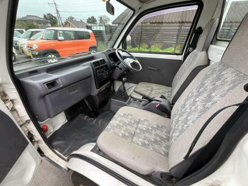 MINICAB TRUCK
