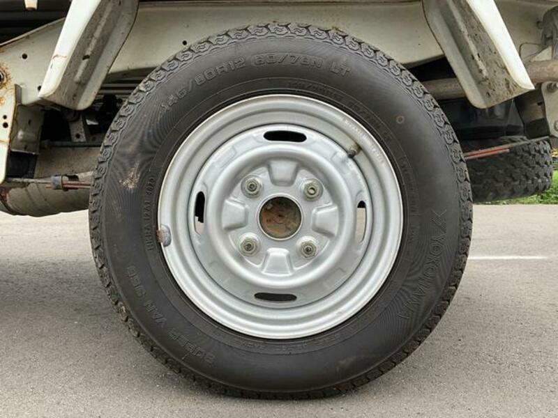 MINICAB TRUCK