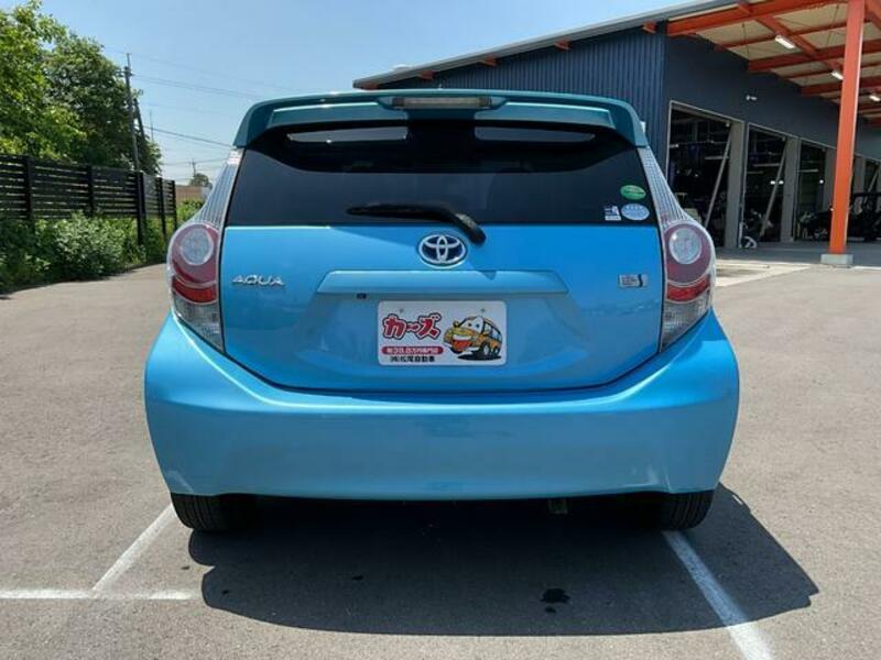 AQUA