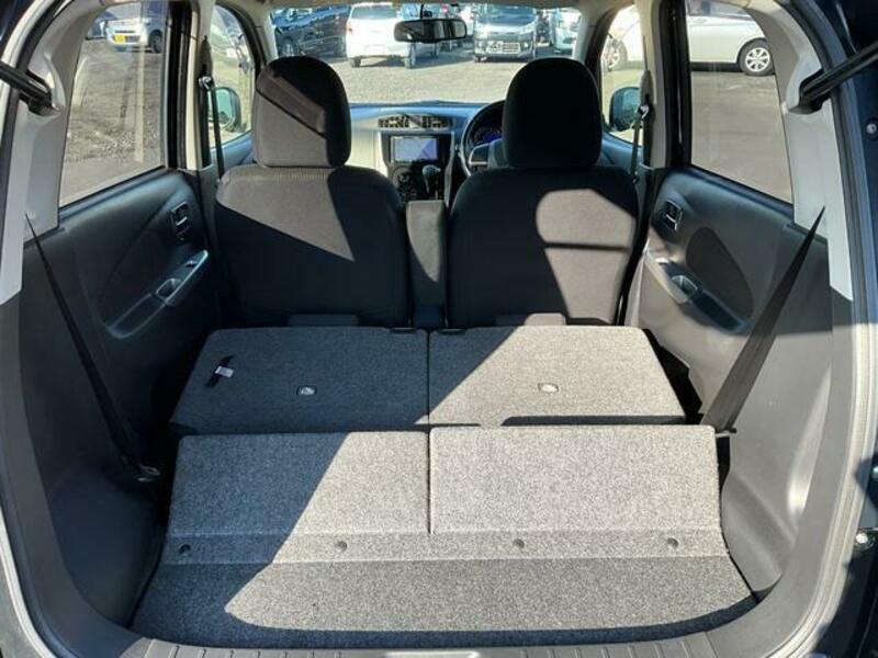 EK CUSTOM