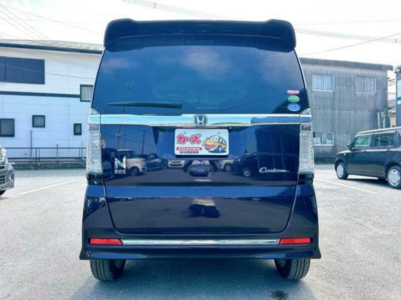 N BOX CUSTOM