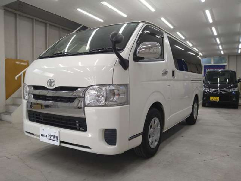 HIACE VAN
