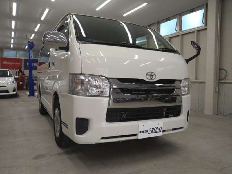 HIACE VAN