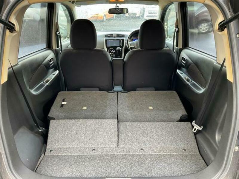 EK CUSTOM