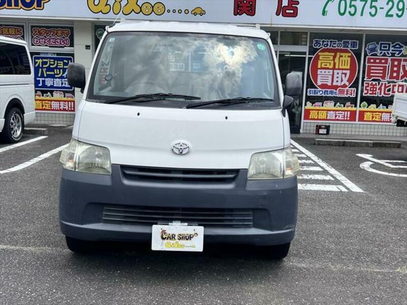 TOWNACE TRUCK