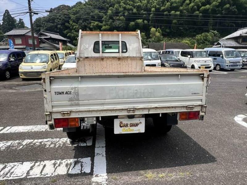 TOWNACE TRUCK