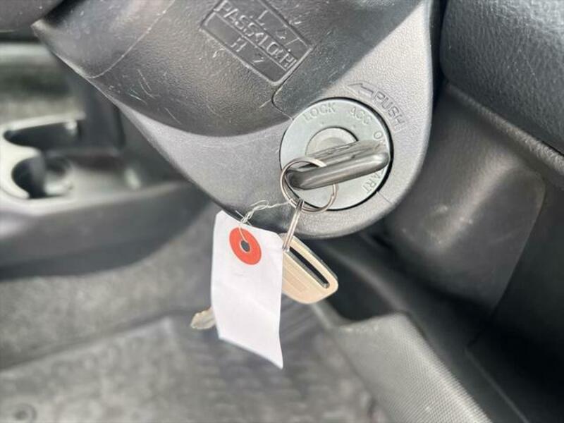 SUCCEED VAN