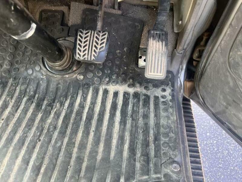 BONGO VAN