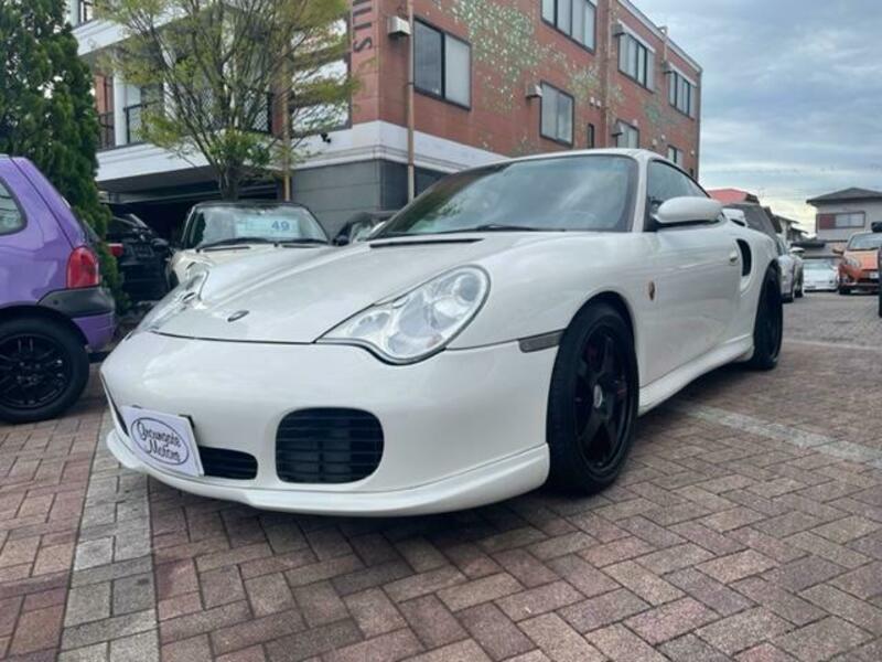 911
