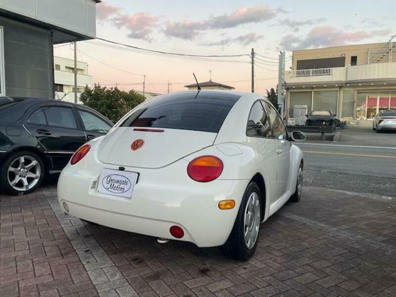 NEW BEETLE