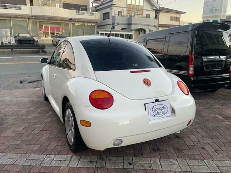 NEW BEETLE