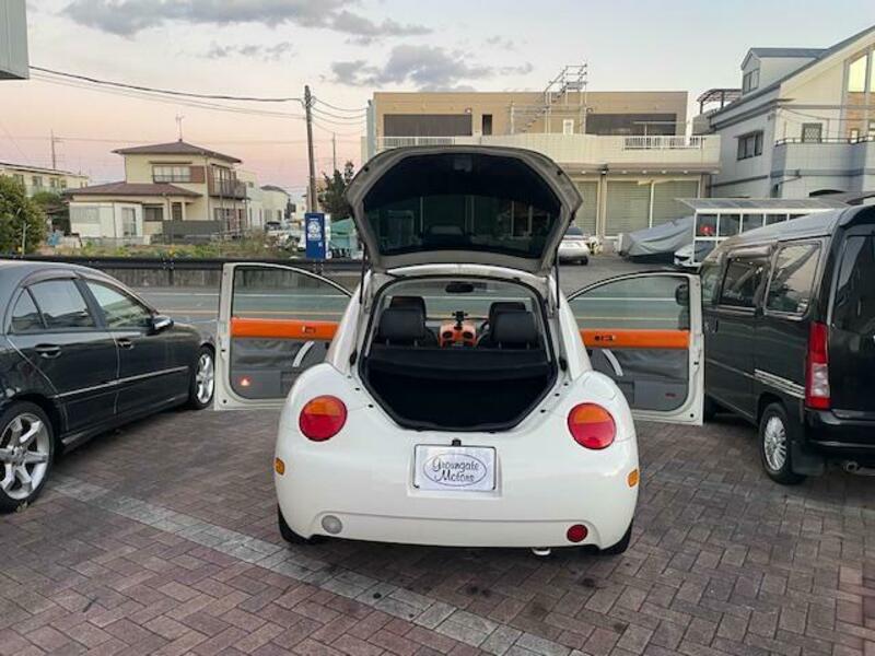 NEW BEETLE