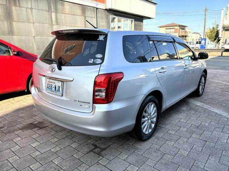 COROLLA FIELDER