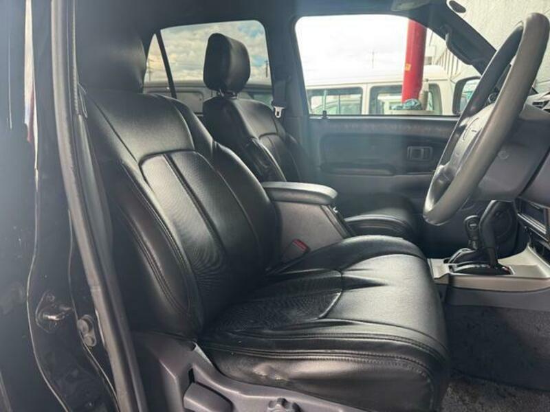 HILUX SURF