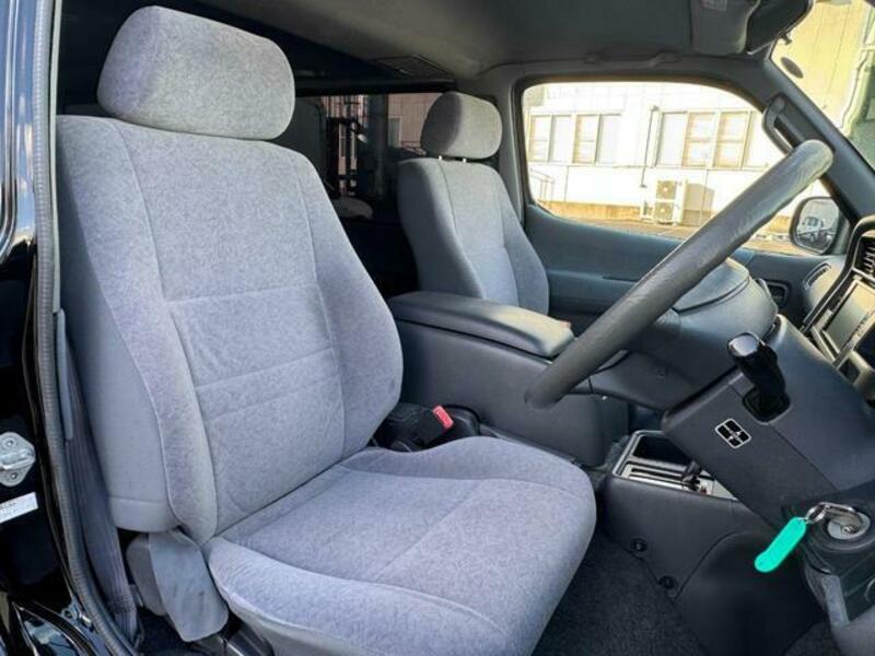 HIACE WAGON